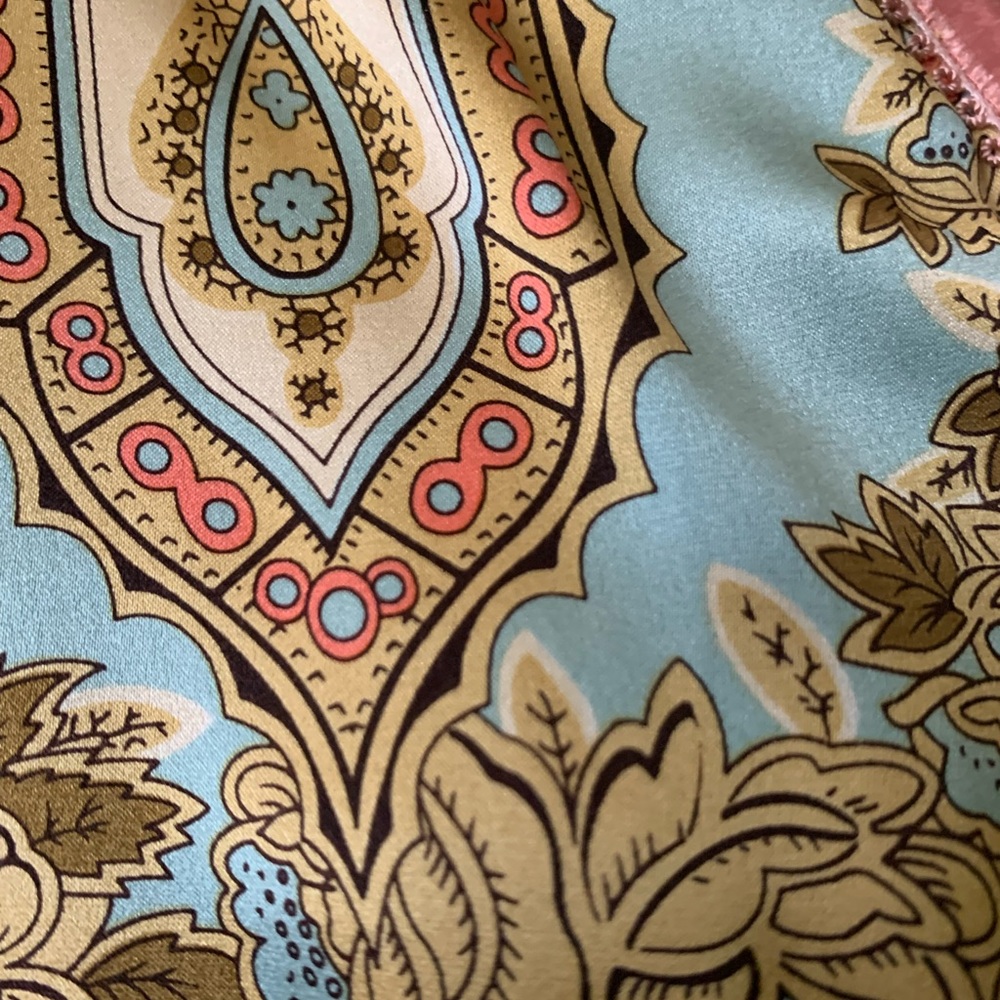 Dress with three different fabrics - Picture 6 of 6